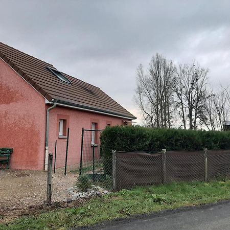 Maison A La Campagne A 2Km Du Circuit De Bresse Sagy  Luaran gambar